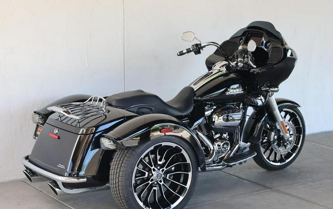 2023 Harley-Davidson® FLTRT - Road Glide® 3