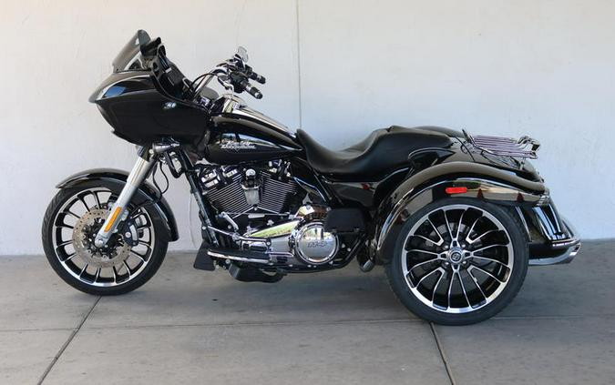 2023 Harley-Davidson® FLTRT - Road Glide® 3