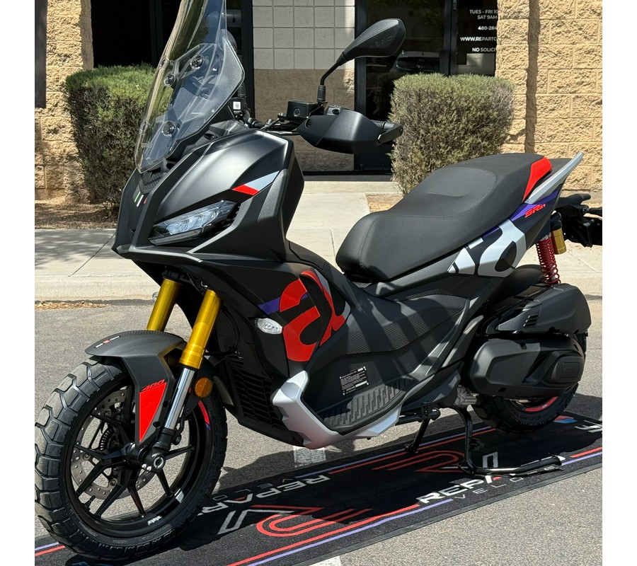 2027 Aprilia SR GT 400 Rally Replica