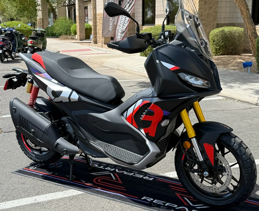 2027 Aprilia SR GT 400 Rally Replica