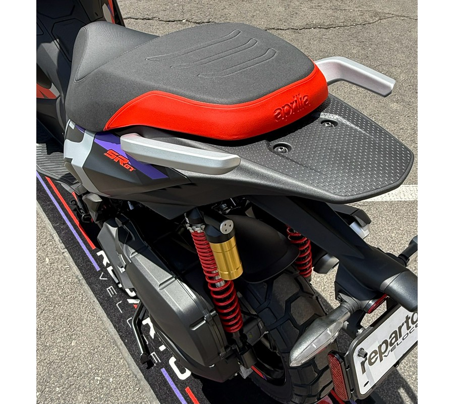 2027 Aprilia SR GT 400 Rally Replica