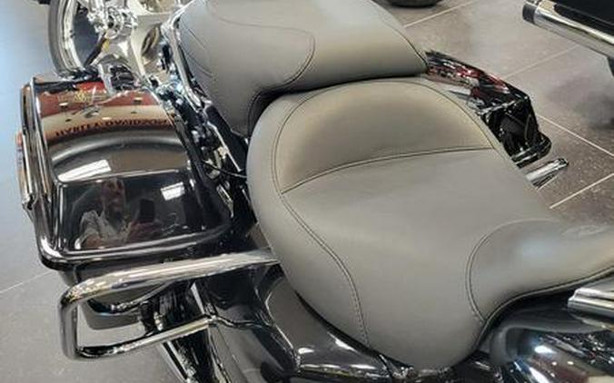 2013 Harley-Davidson® FLHR - Road King®