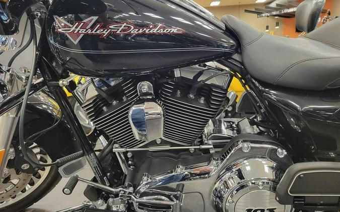 2013 Harley-Davidson® FLHR - Road King®