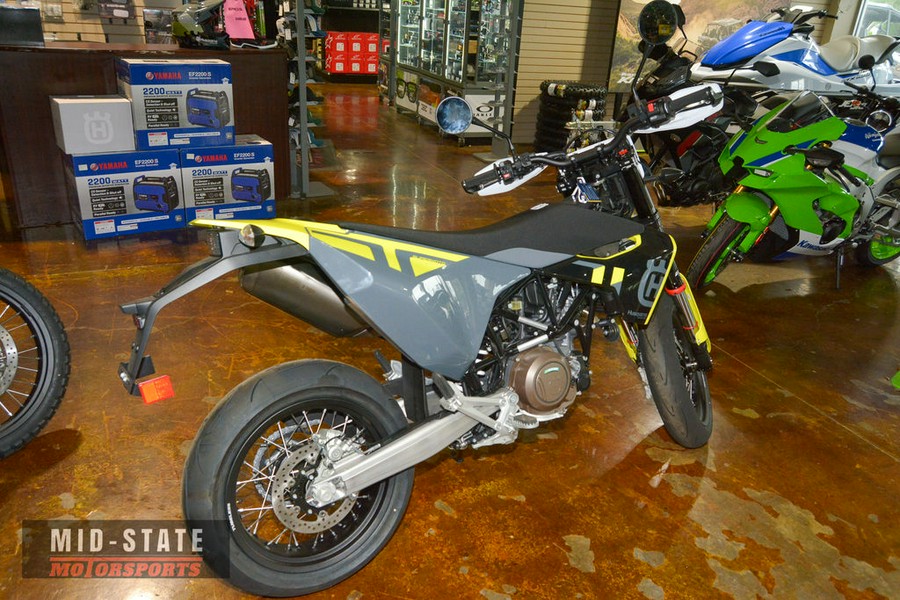 2023 Husqvarna® 701 Supermoto