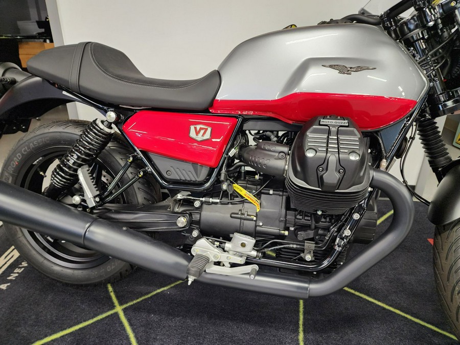2024 Moto Guzzi V7 Stone Corsa