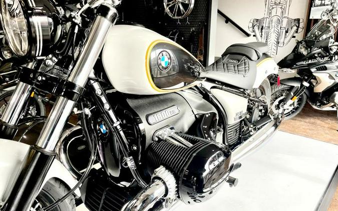 2023 BMW R 18 719 Mineral White Metallic