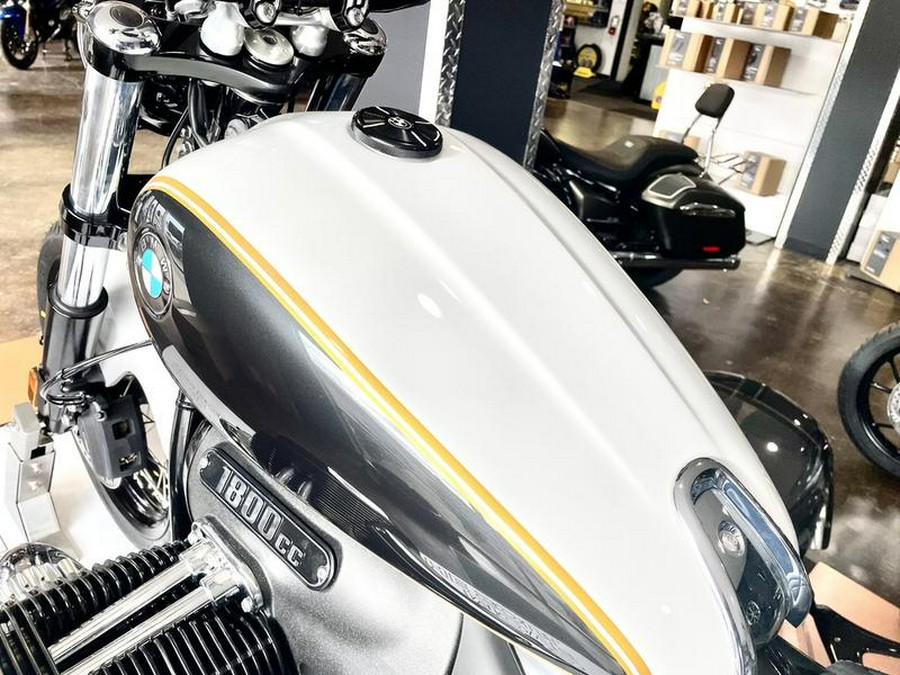 2023 BMW R 18 719 Mineral White Metallic