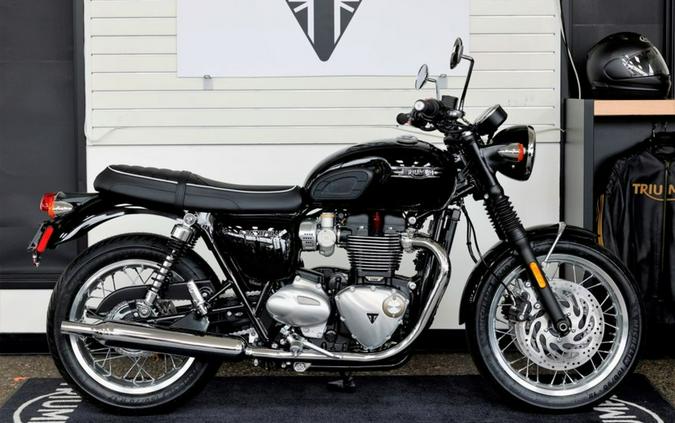 2023 Triumph Bonneville T120 Black Jet Black