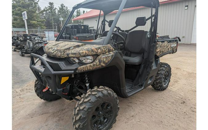 2023 Can-Am Defender XT HD10