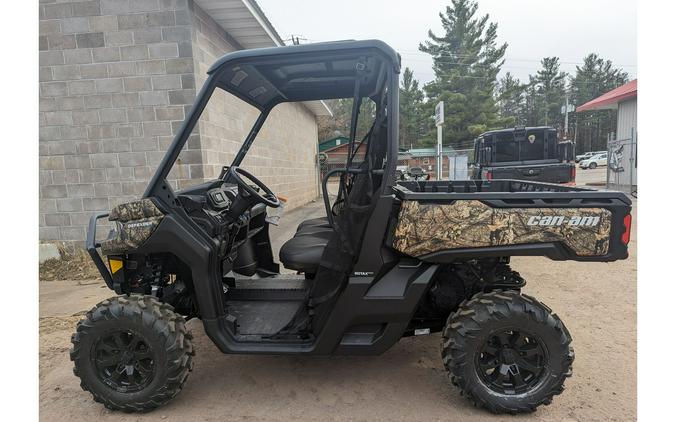 2023 Can-Am Defender XT HD10