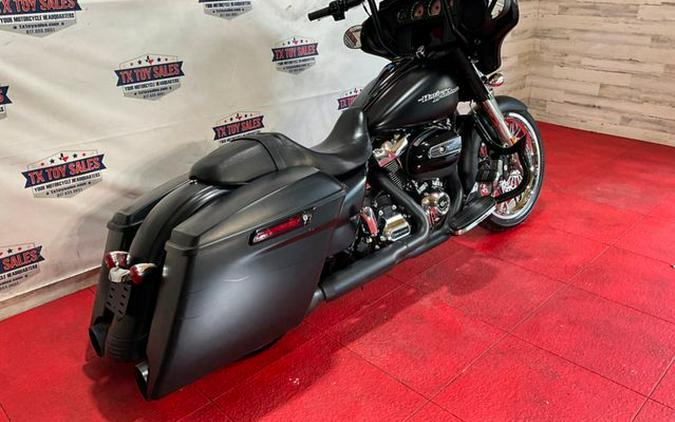 2020 Harley-Davidson Street Glide Base