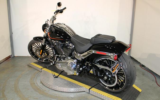 New 2024 Harley-Davidson Breakout 117 Cruiser FXBR Motorcycle For Sale In Miami, Florida