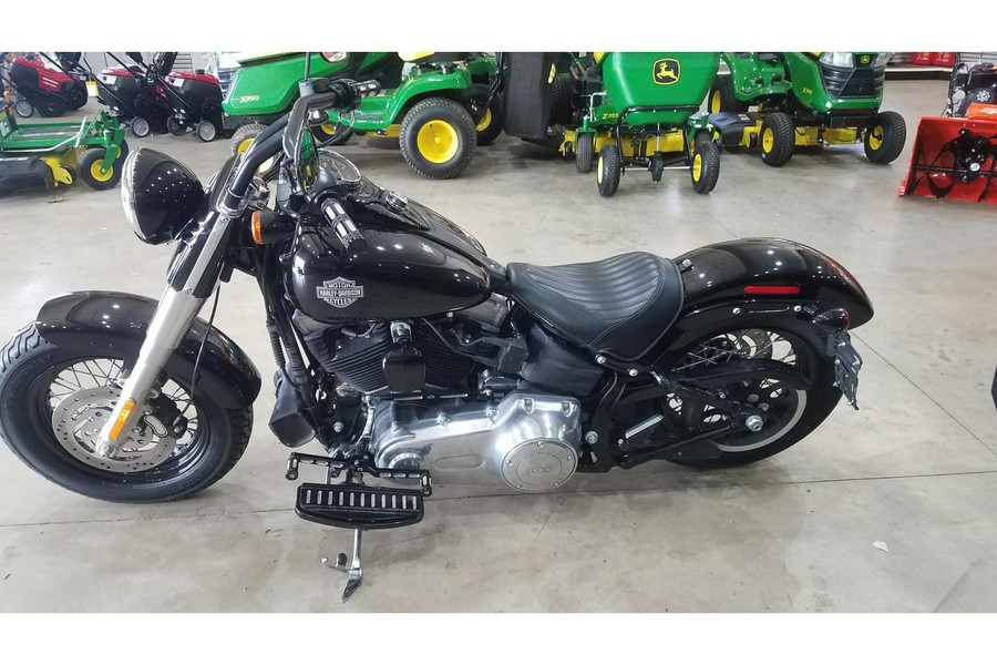 2014 Harley-Davidson® FLS Softail Slim®