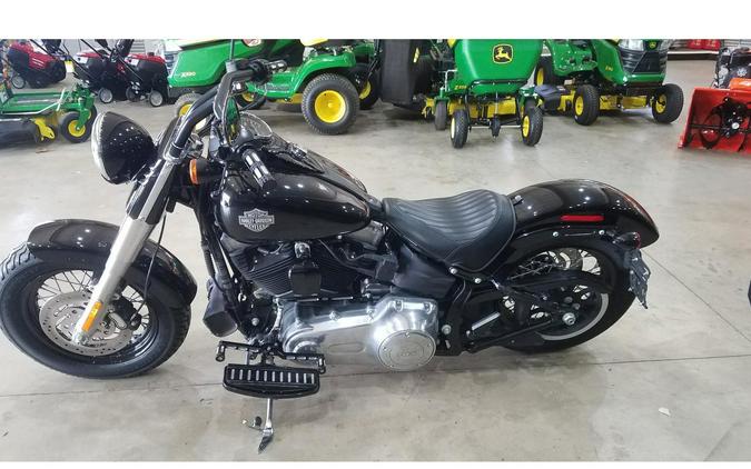 2014 Harley-Davidson® FLS Softail Slim®