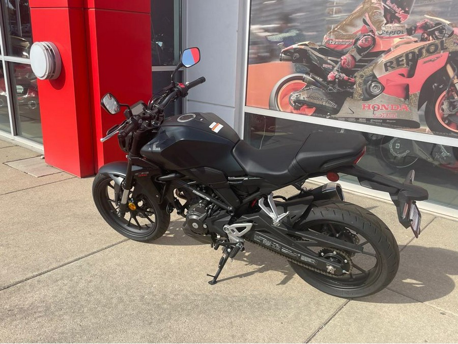 2025 Honda CB300R ABS