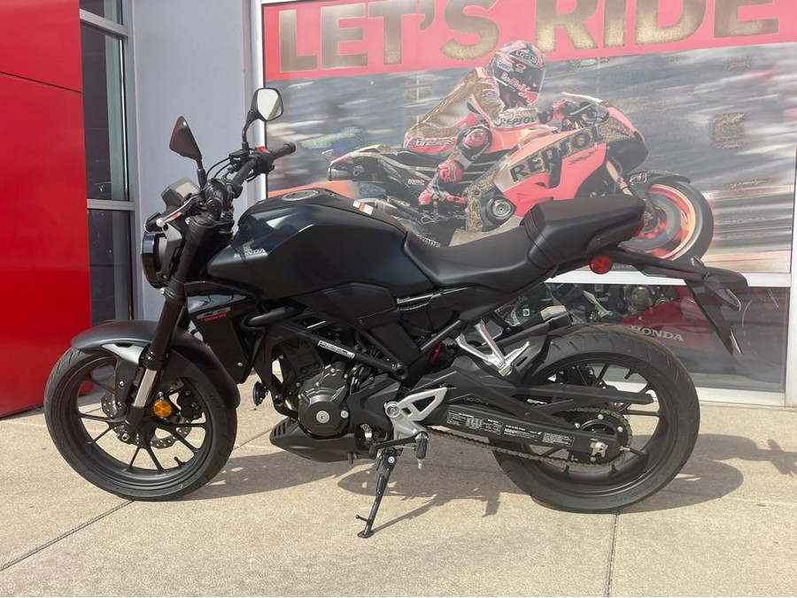 2025 Honda CB300R ABS