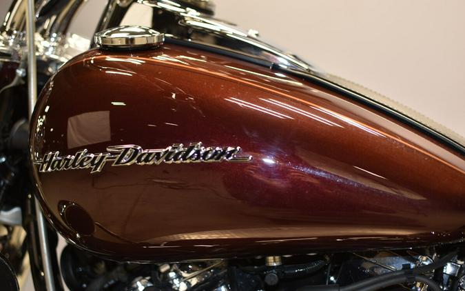 2018 Harley-Davidson Deluxe FLDE
