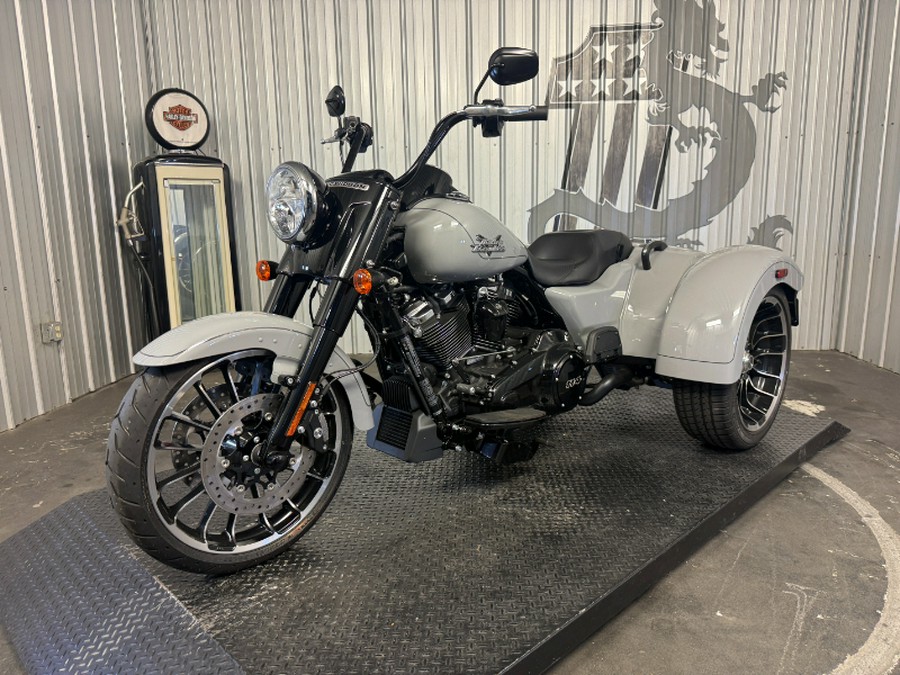 2024 Harley-Davidson FREEWHEELER