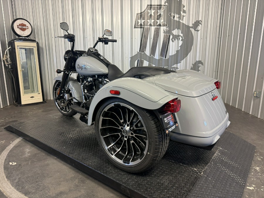 2024 Harley-Davidson FREEWHEELER