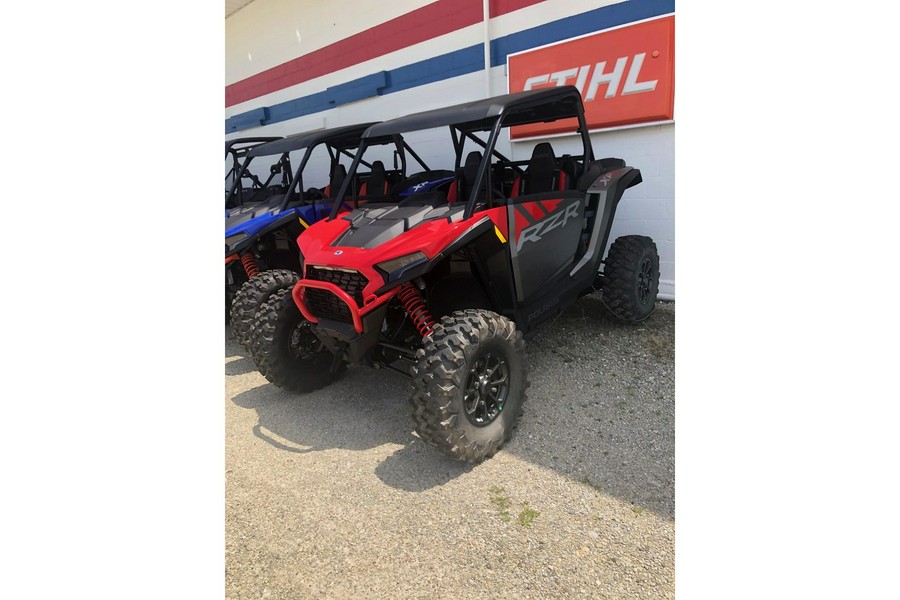 2024 Polaris Industries RZR XP1000 Ultimate Indy Red