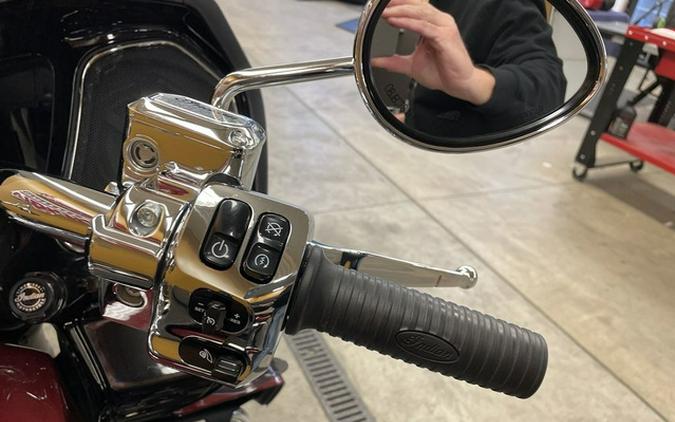 2022 Indian Pursuit Limited Maroon MetallicCrimson Metallic