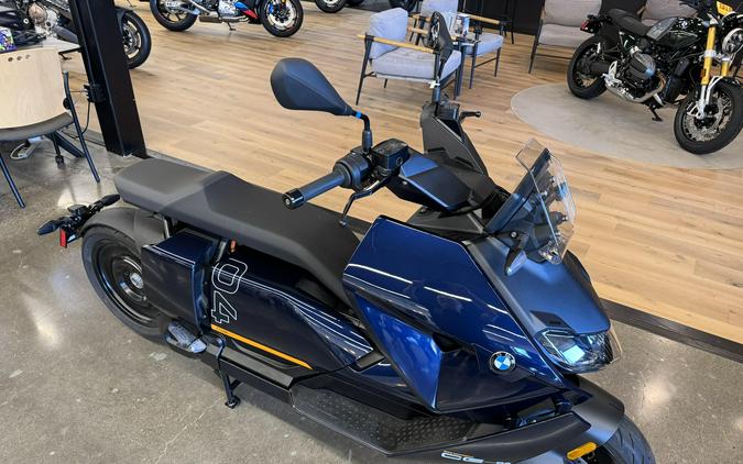 2024 BMW CE 04 - IMPERIAL BLUE METALLIC.. DEMO!!