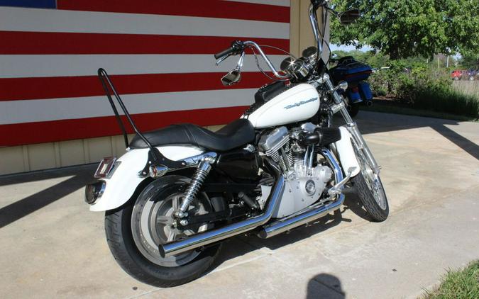 2004 Harley-Davidson® XL883C - Sportster® Custom 883