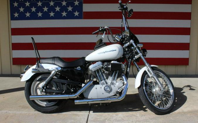 2004 Harley-Davidson® XL883C - Sportster® Custom 883