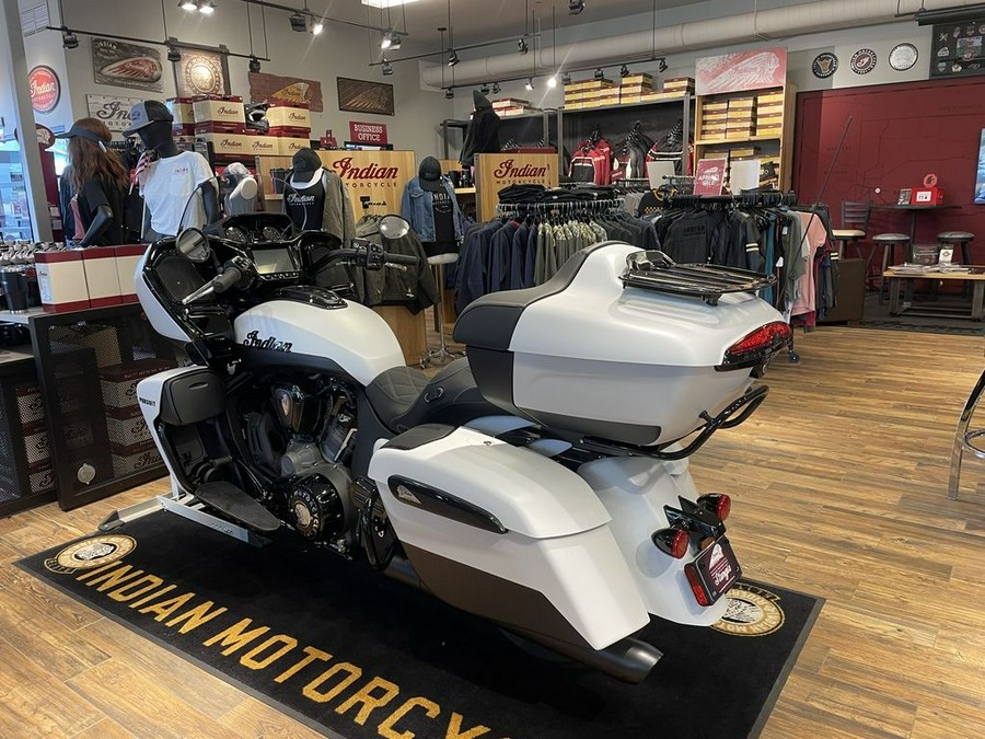 2024 Indian Motorcycle® Pursuit® Dark Horse® w/PowerBand Audio Pkg Icon Ghost White Metallic Smoke