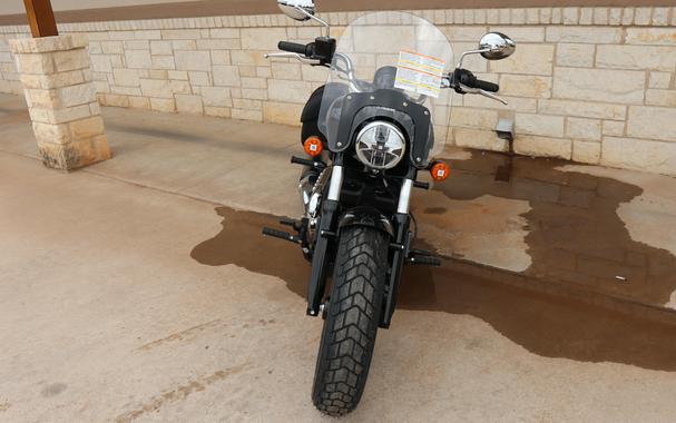 2025 INDIAN MOTORCYCLE INDIAN SUPER SCOUT LIMITED WITH TECHNOLOGY PACKAGE