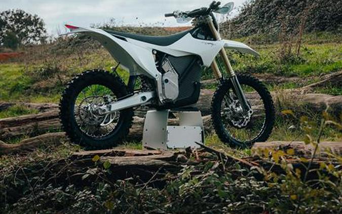 2025 Stark VARG EX Alpha 80 hp