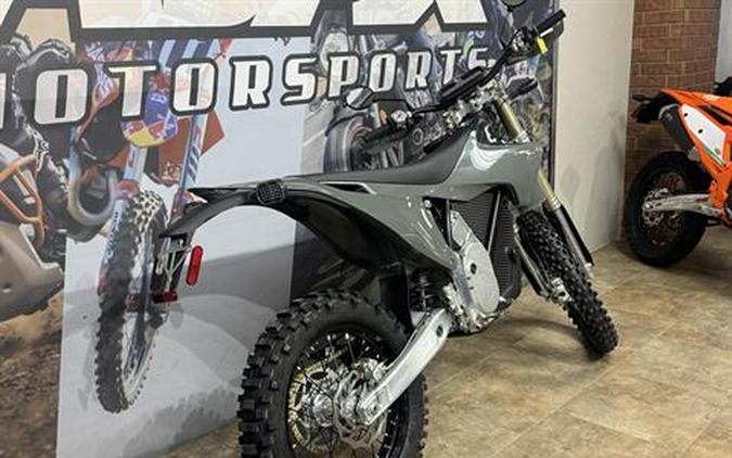 2025 Stark VARG EX Alpha 80 hp