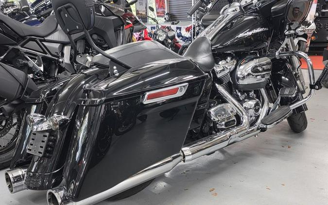 2020 Harley-Davidson Road Glide® Base