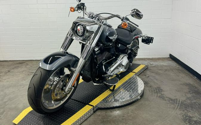 2021 Harley-Davidson Fat Boy 114 GAUNT GRY MET/VIV BK W/12 D