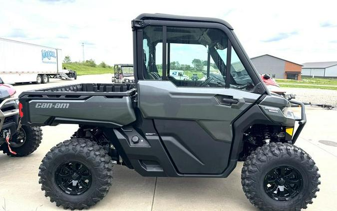 2024 Can-Am® Defender Limited HD10