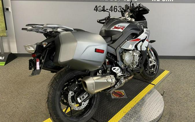 2016 BMW S 1000 XR Light White / Granite Grey Metallic / Racing Red