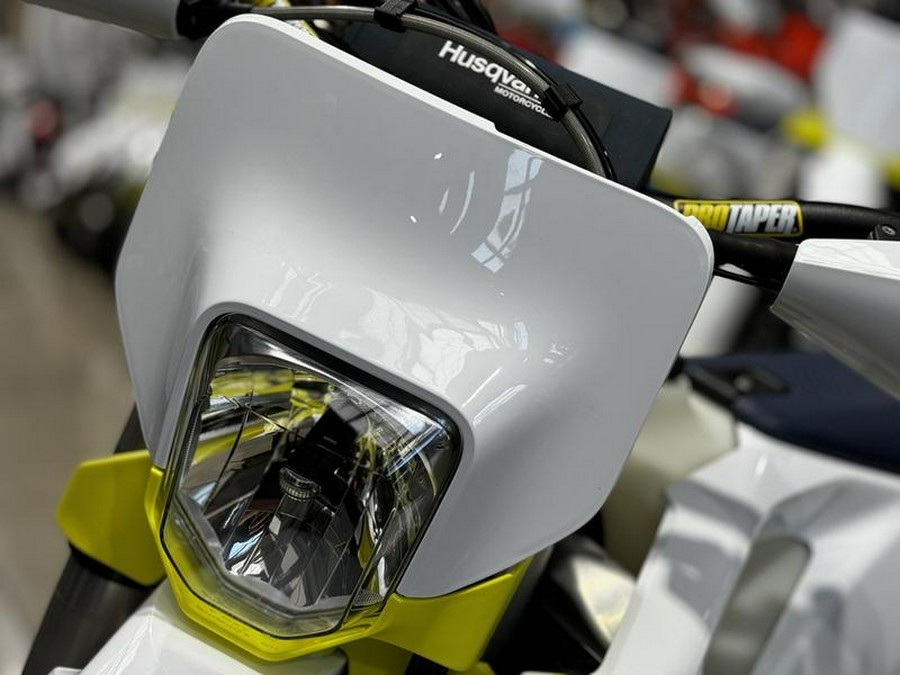 2025 Husqvarna® TE 300