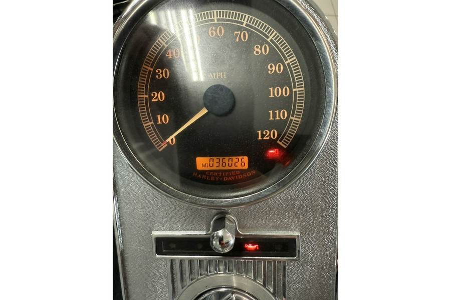 2006 Harley-Davidson® ROAD KING