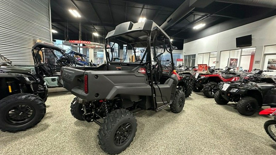 2026 Honda Pioneer 700 Deluxe
