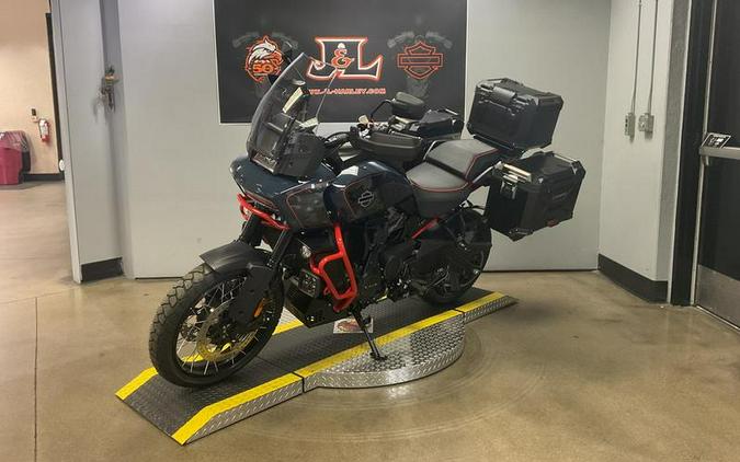2025 Harley-Davidson® CVO™ Pan America®
