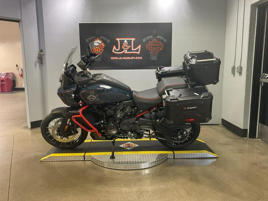 2025 Harley-Davidson® CVO™ Pan America®