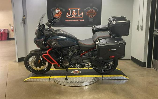 2025 Harley-Davidson® CVO™ Pan America®