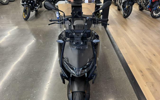 2024 BMW CE 04 - IMPERIAL BLUE METALLIC.. DEMO!!