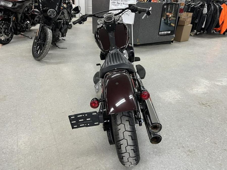 2021 Harley-Davidson® FLSL - Softail Slim®