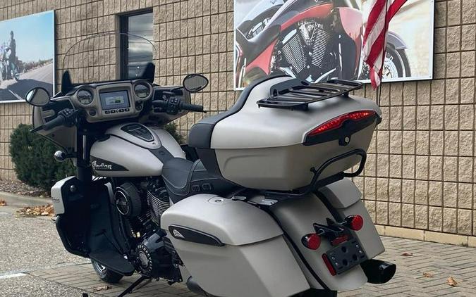 2023 Indian Motorcycle® Roadmaster® Dark Horse® Silver Quartz Smoke