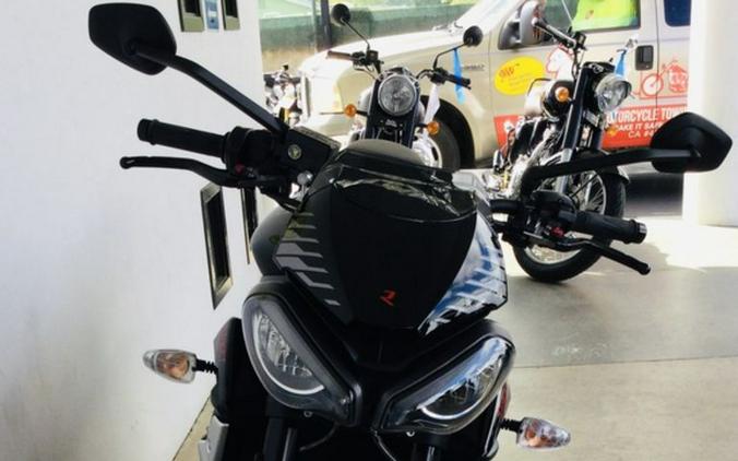 2022 Triumph Street Triple R Low Sapphire Black