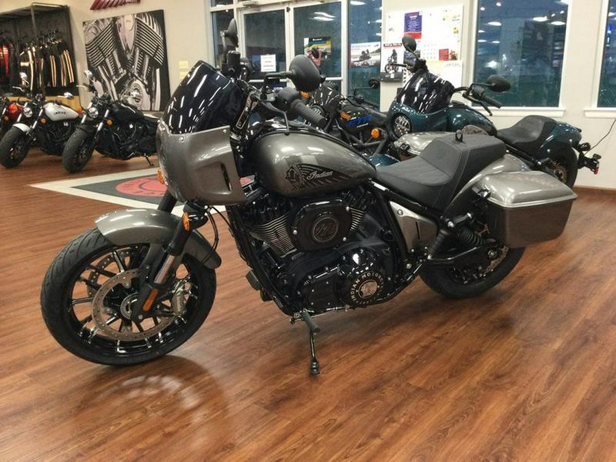 2025 Indian Motorcycle® Sport Chief RT Heavy Metal