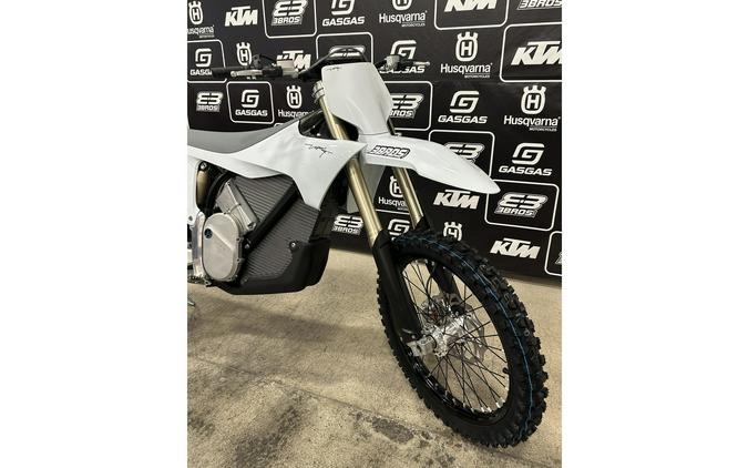 2025 Stark Future Varg MX Alpha 80 HP