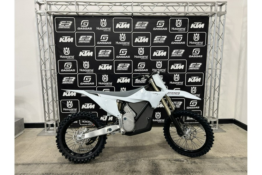 2025 Stark Future Varg MX Alpha 80 HP