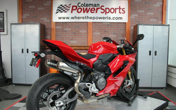 2026 Ducati Panigale V2 S